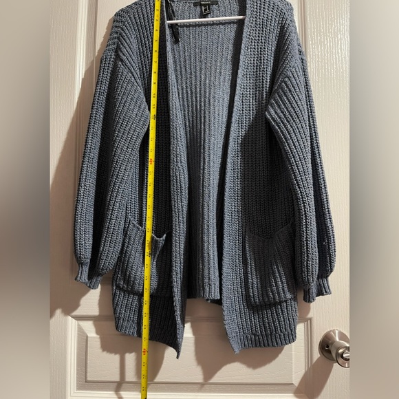 Bundle of zip ups/cardigans/sweatshirt - Picture 10 of 10